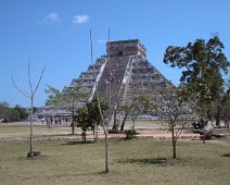 ChichenItza_The_Castle_1