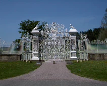 Chirk_Castle_Gates