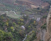 Spain_Ronda_2000_Cliffs_2